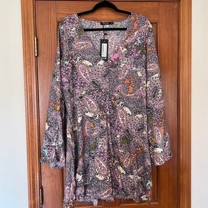 NWT. 14 nasty gal — paisley angel sleeve mini dress. Smoke free home.